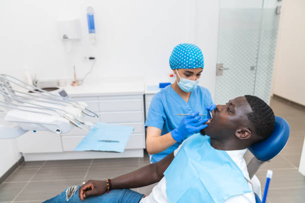 Best Weekend Emergency Dentist in Lakewood Park, FL